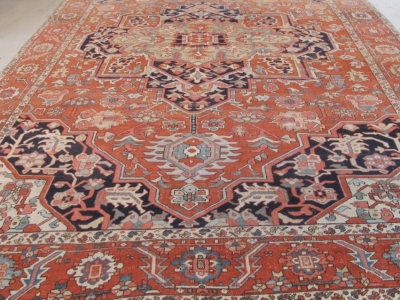 Antique Persian Serapi 3.97m x 2.80m